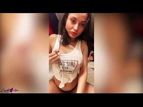 ❤️ Una bella donna tettona si prende da u so figa è accarezza e so tette enormi in una maglietta bagnata ❤️❌ Bella porno à porn co.higlass.ru ❌️❤